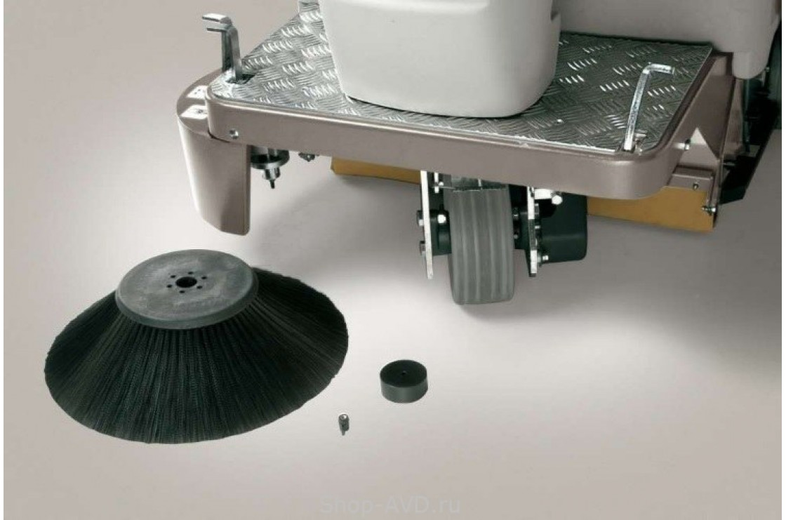 Подметальная машина COMAC CS 60B II