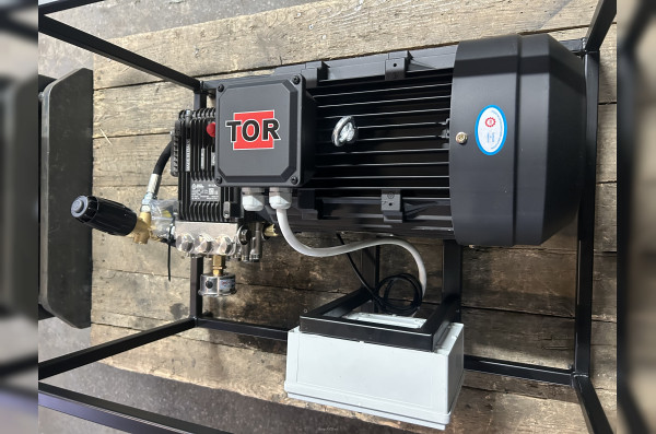 АВД Тритон AR RK 15/280 TS V3 T 7.5 Kw на раме Манометр электрика теплозащиты